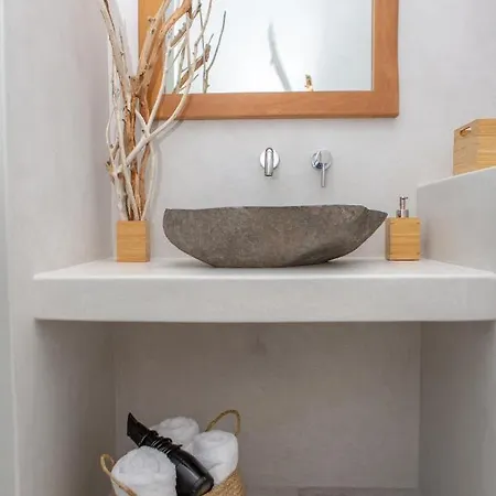 Elaya Cycladic Apartment, Naxos Town, By Naxosvibe *